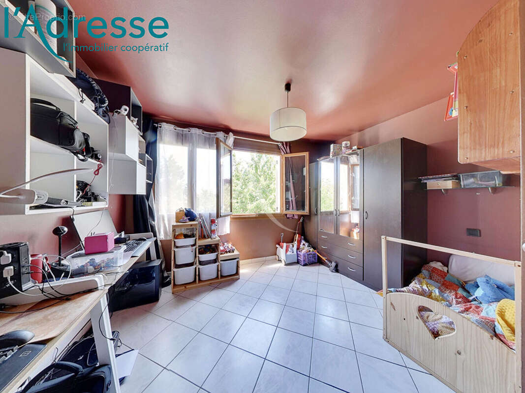 Maison Neuilly Sur Marne 6 pièces DE 140M²  !!! - photo 7
