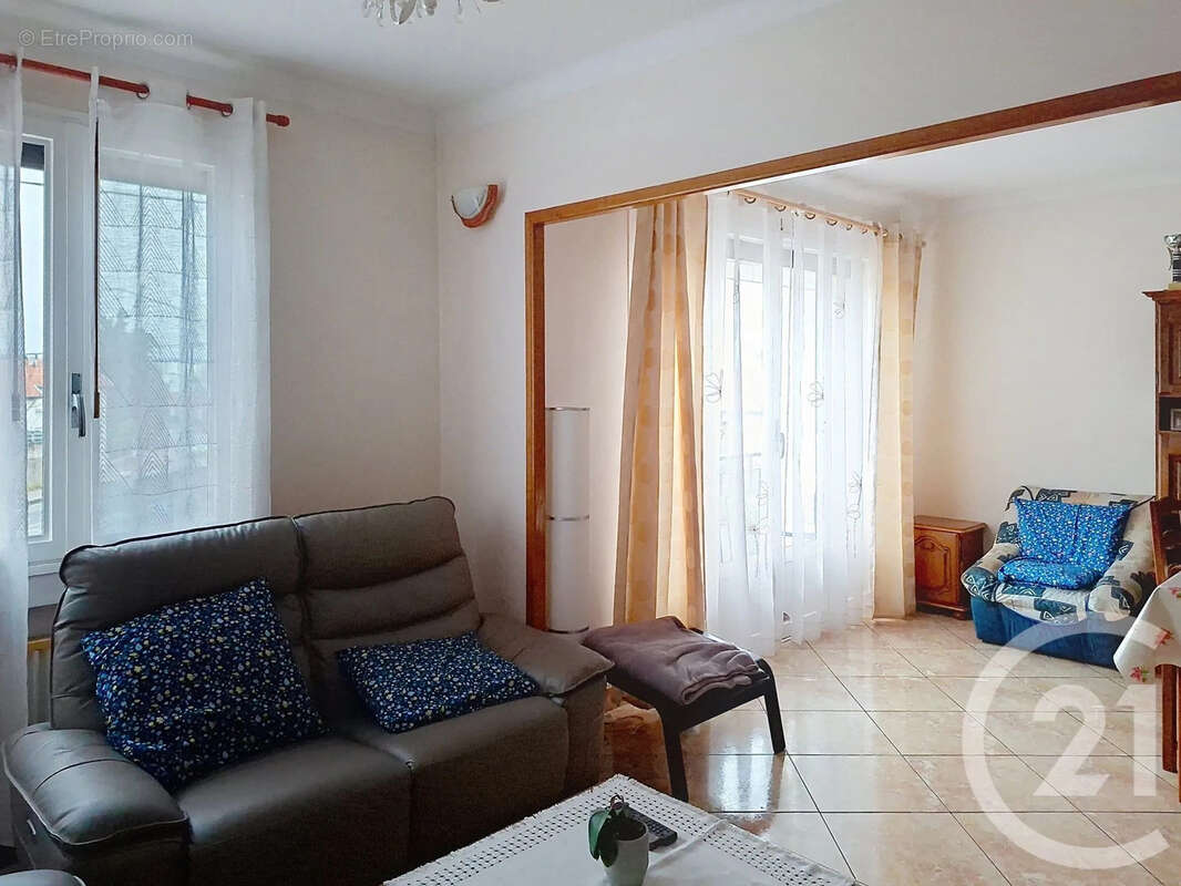 Maison à VENISSIEUX