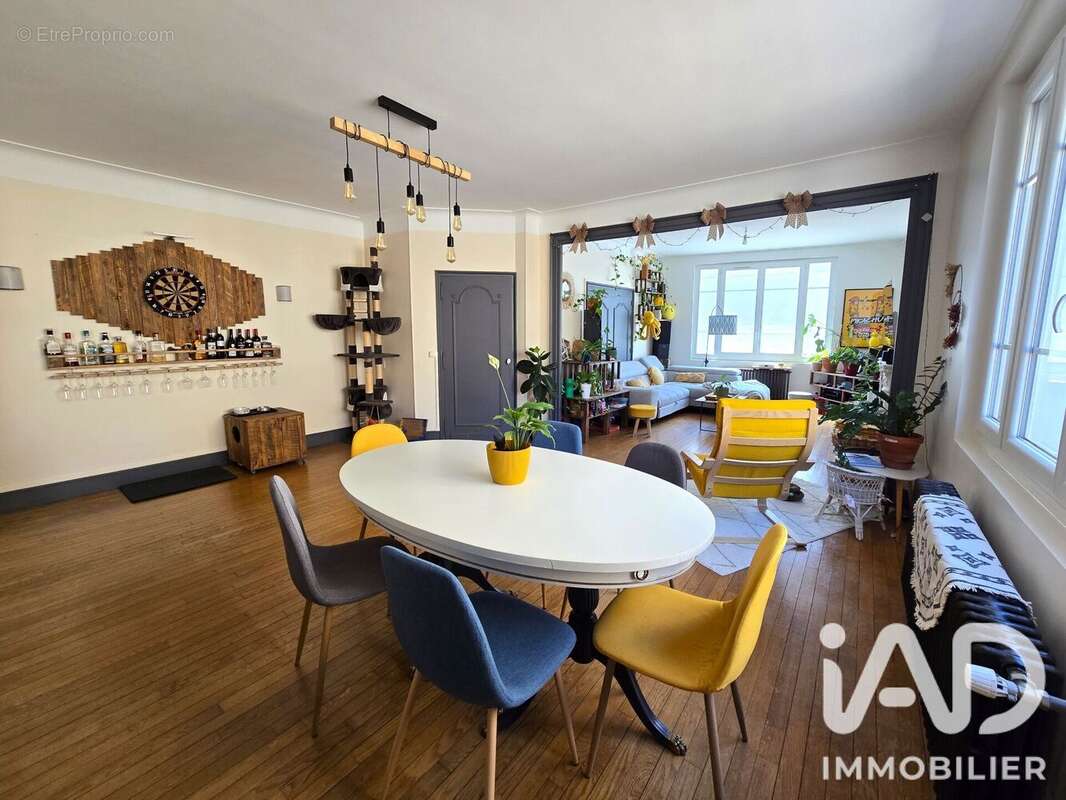 Maison 176 m² à Chateauroux  - photo 2