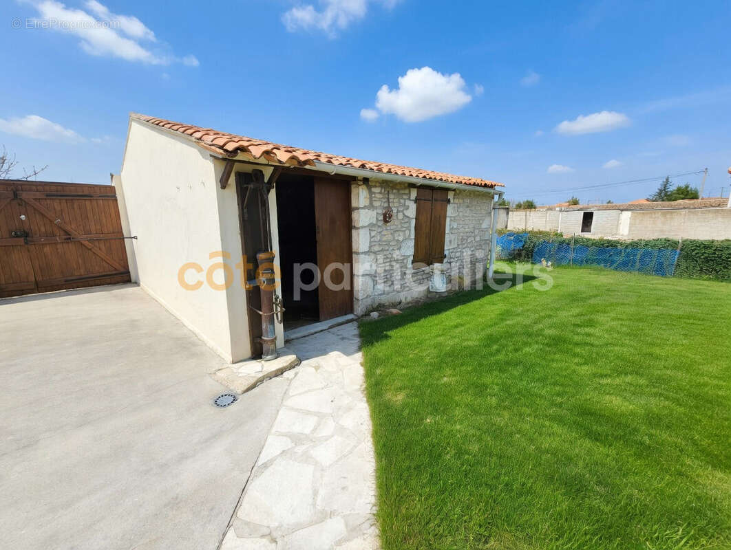 TRIAIZE Maison 4 chambres - photo 2
