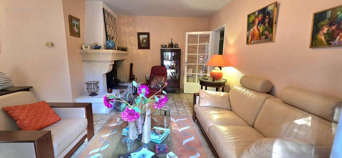 Maison à COULOUNIEIX-CHAMIERS