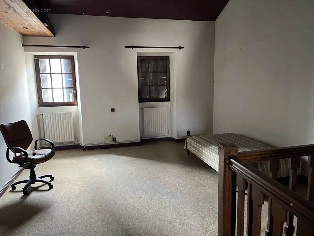 Maison à MAGNAC-LAVAL