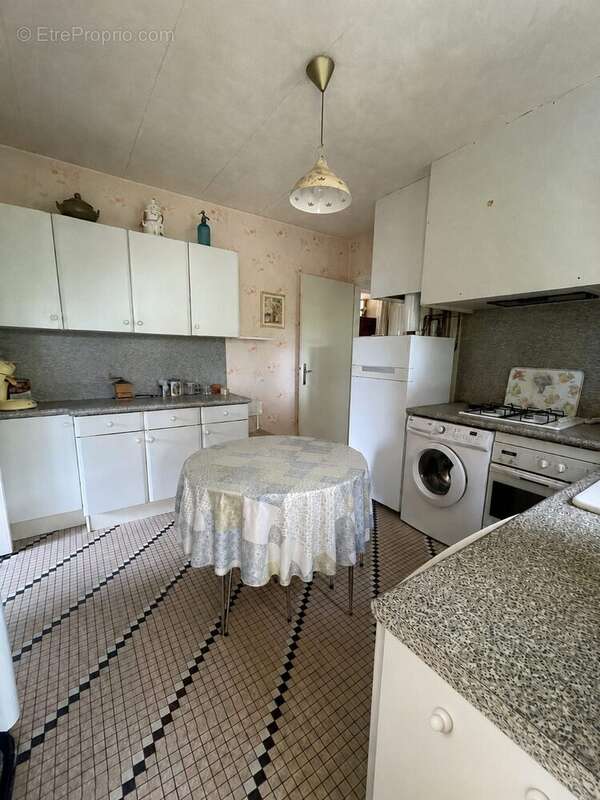 Maison 110 m² à Bazas  - photo 5