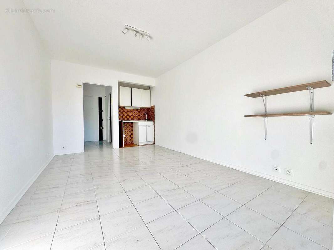   - Appartement à NICE