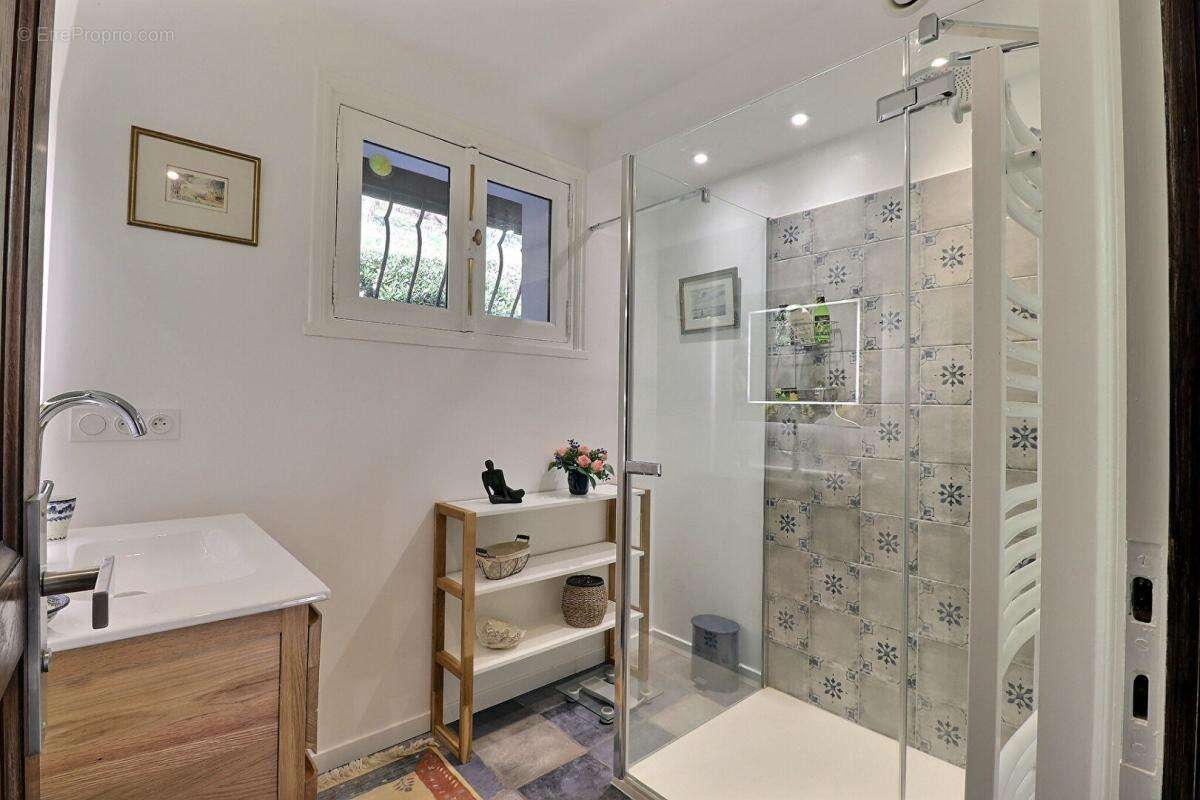 Maison à LA ROCHETTE