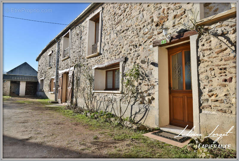 Maison 6 pièces, 4 chambres – 174 m² habitables- grenier- cave-bucher- terrain de 598 m²-dépendance située entre Château-Thierry - photo 6