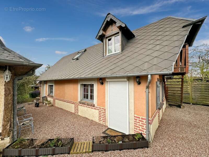 Maison à MONTFORT-SUR-RISLE