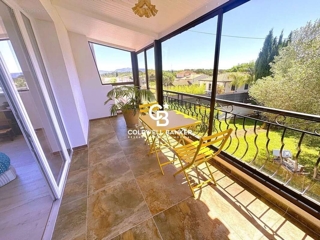 Maison à PUGET-SUR-ARGENS