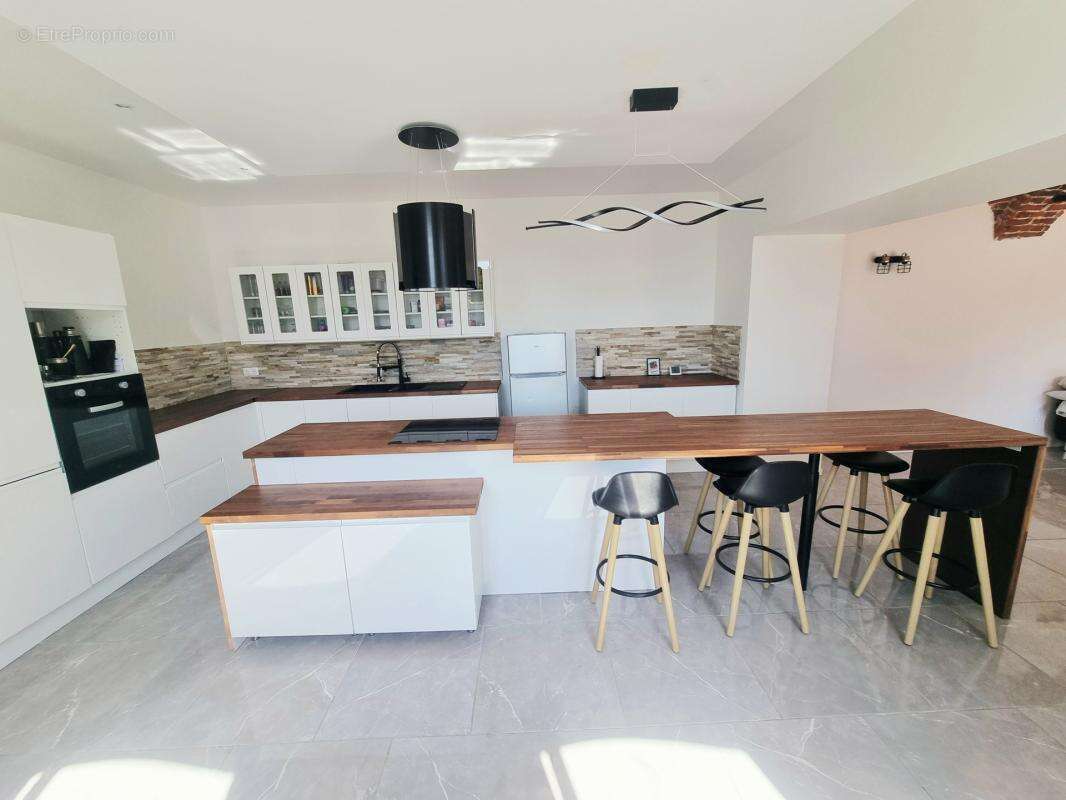 Longère, DPE B, 3 chambres, stationnement, jardin - photo 5