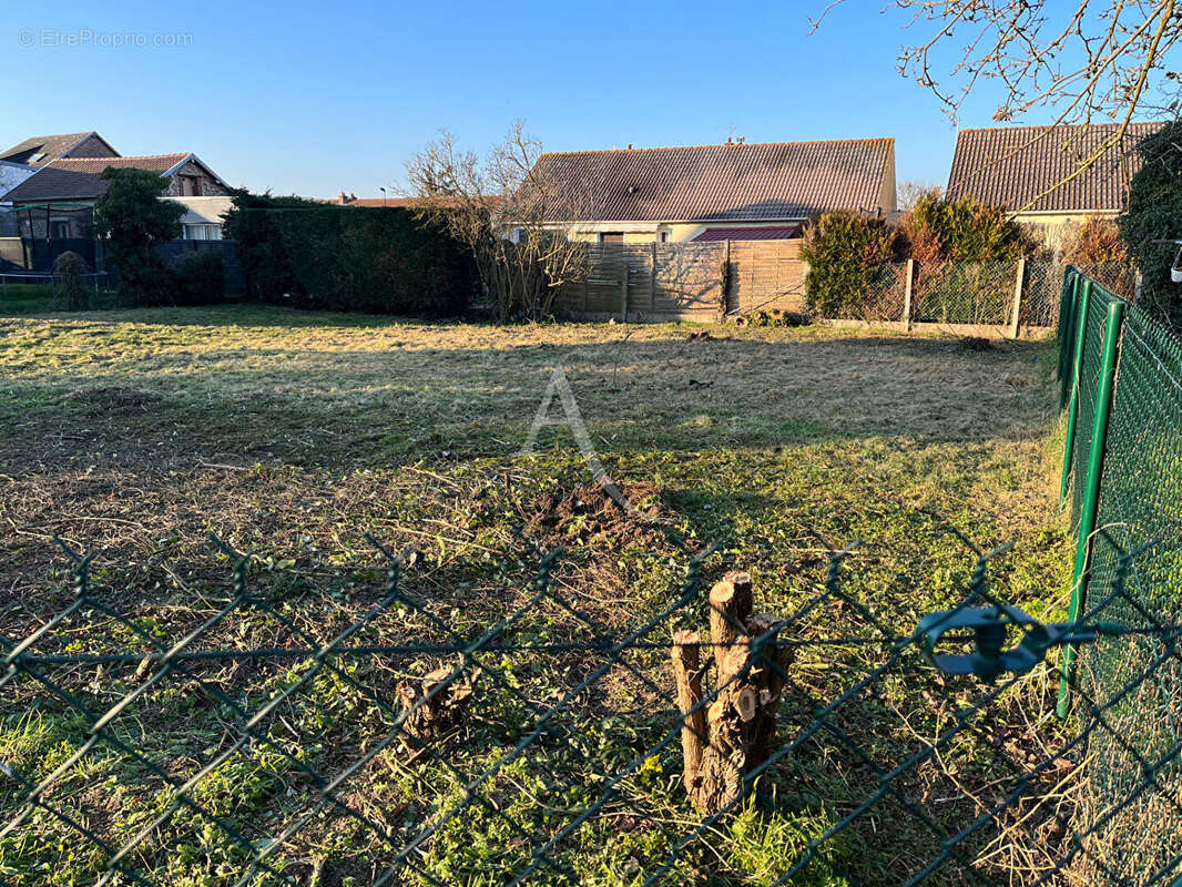 Terrain à LE MANOIR