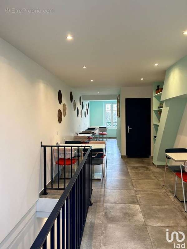 Photo 5 - Commerce à SURESNES