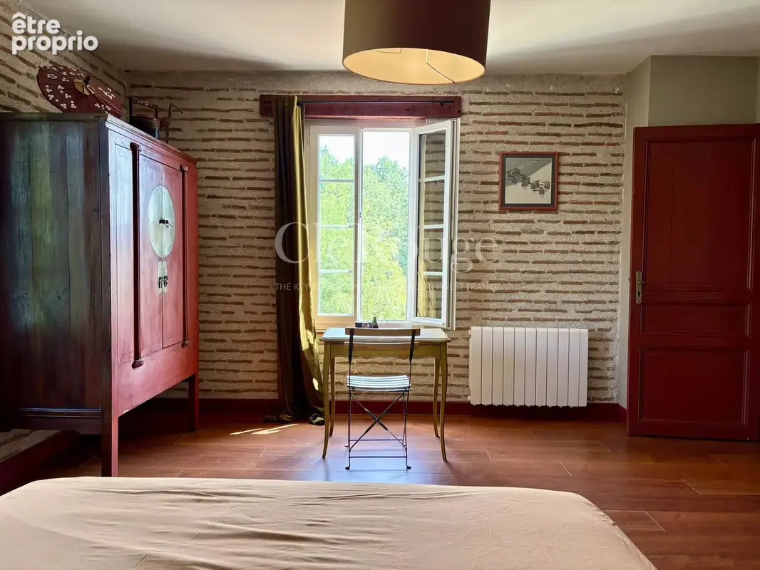 Élégante propriété de caractère avec appartement indépendant, piscine et vues dégagées - photo 23