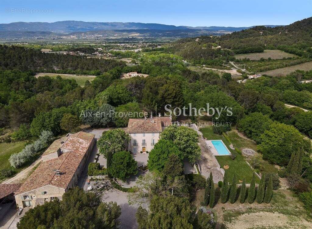 Maison à AIX-EN-PROVENCE