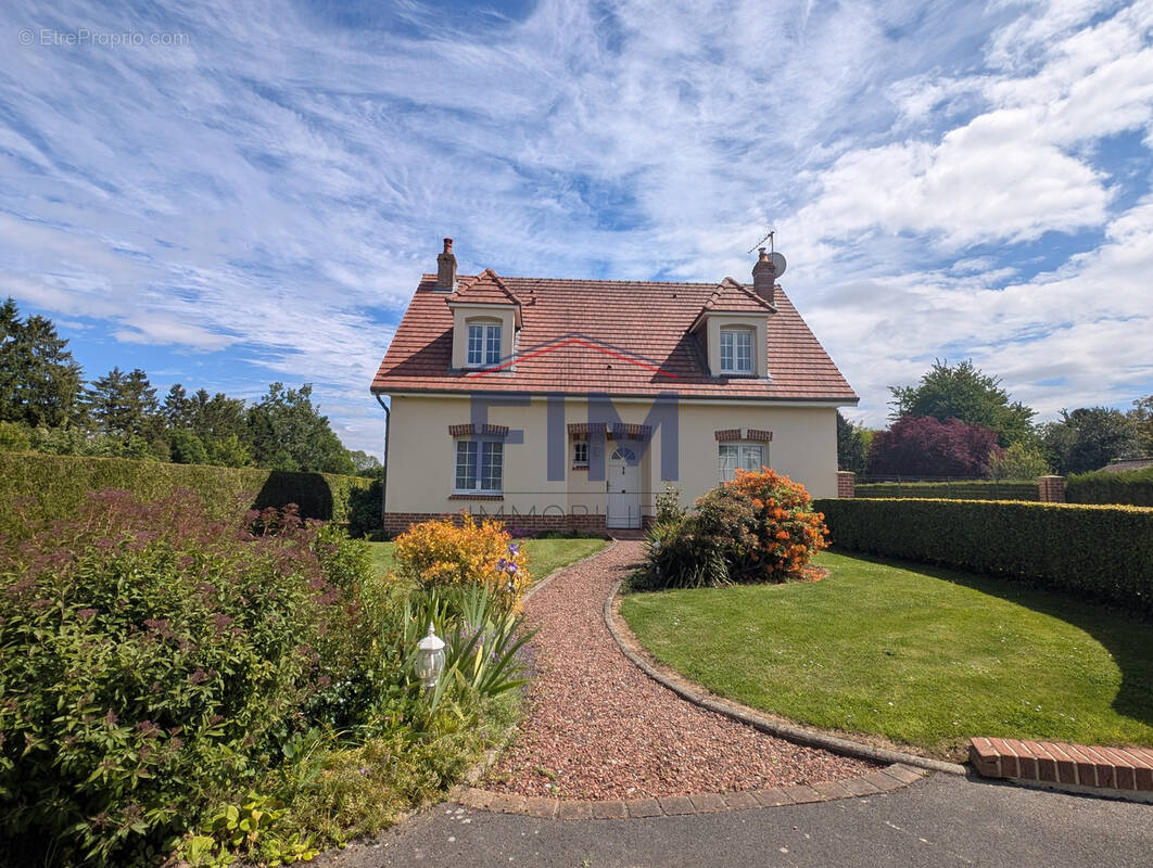 Maison à POIX-DE-PICARDIE