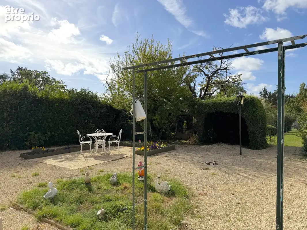 Maison avec grand terrain et fort potentiel   Poitiers - photo 17