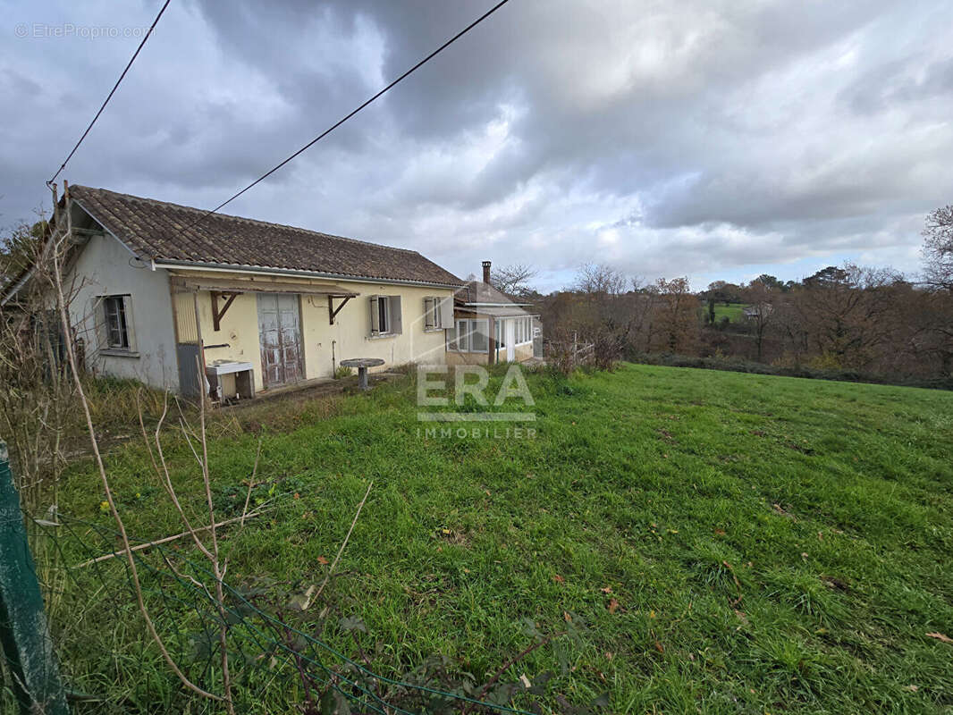 Maison à SAINT-SEURIN-SUR-L&#039;ISLE