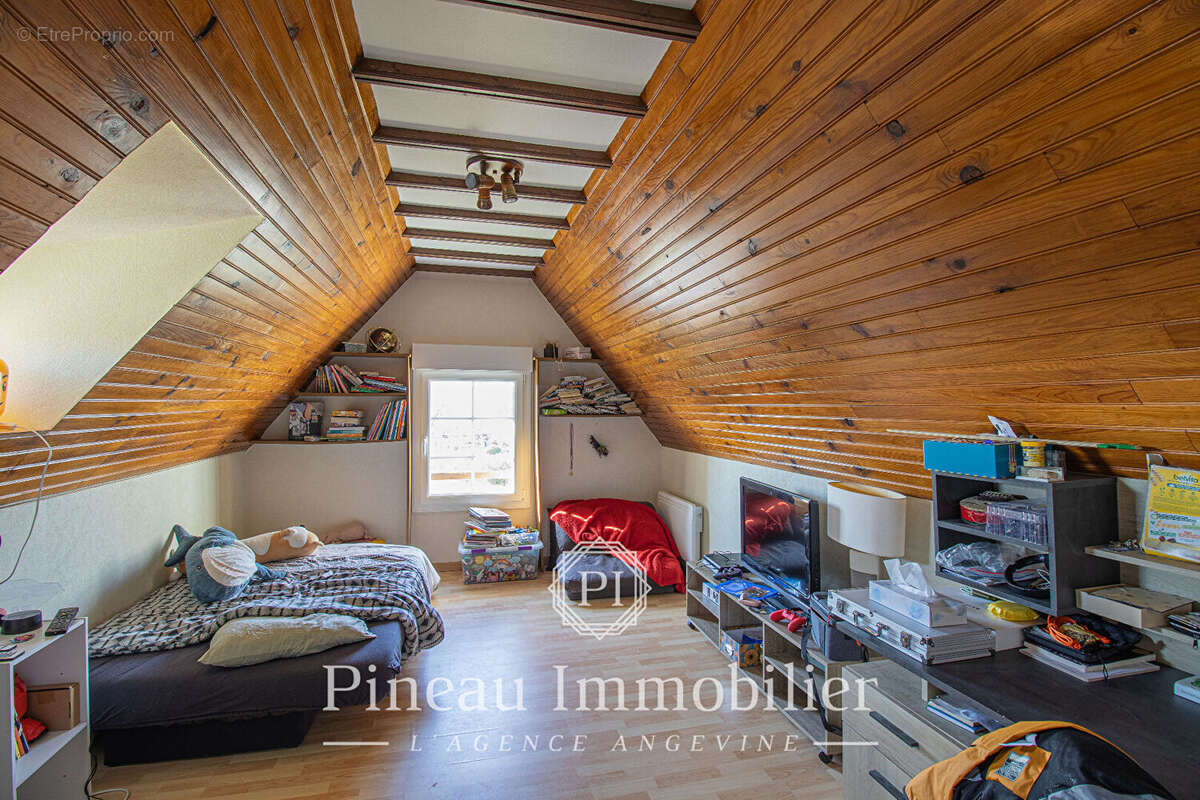 Maison à SAINT-SYLVAIN-D'ANJOU