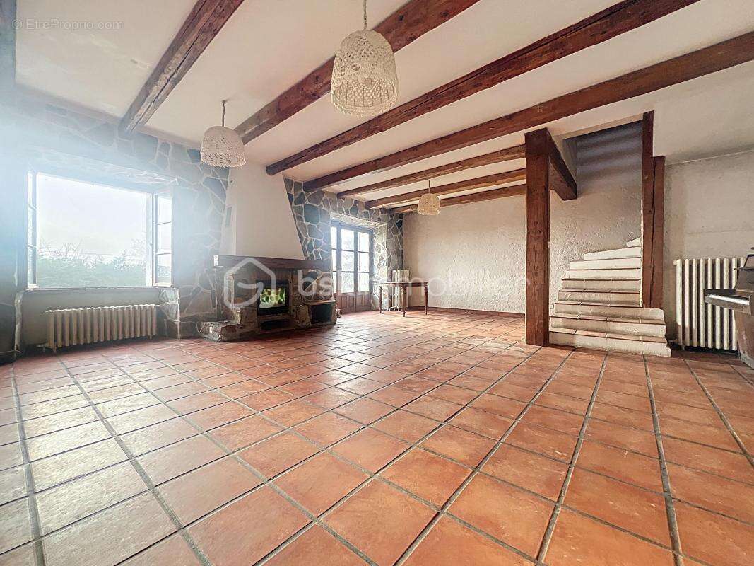 Maison à SAINT-ISMIER