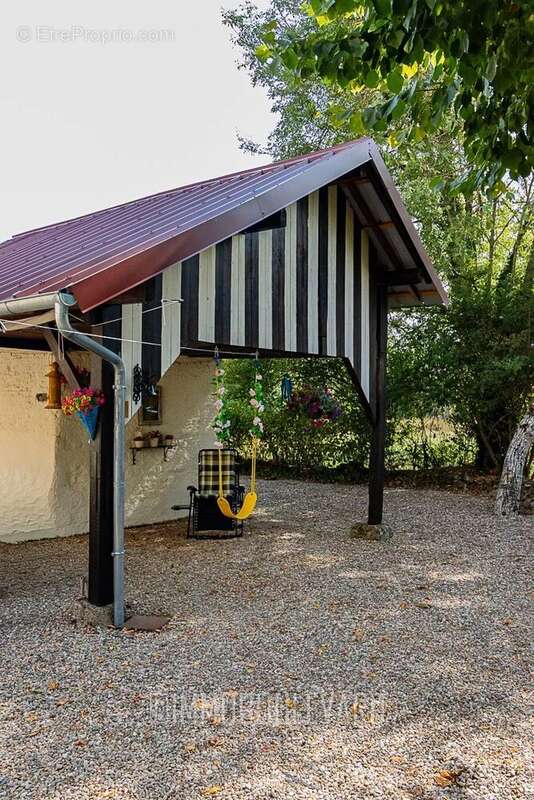 À vendre, maison indépendante avec grand terrain 4094m² (23) - photo 16