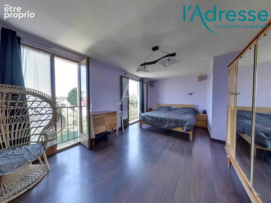 Maison Neuilly Sur Marne 6 pièces DE 140M²  !!! - photo 13