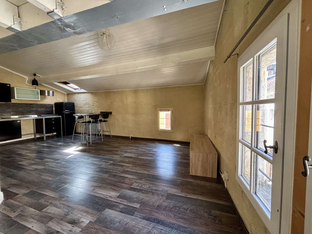 Appartement à ARLES