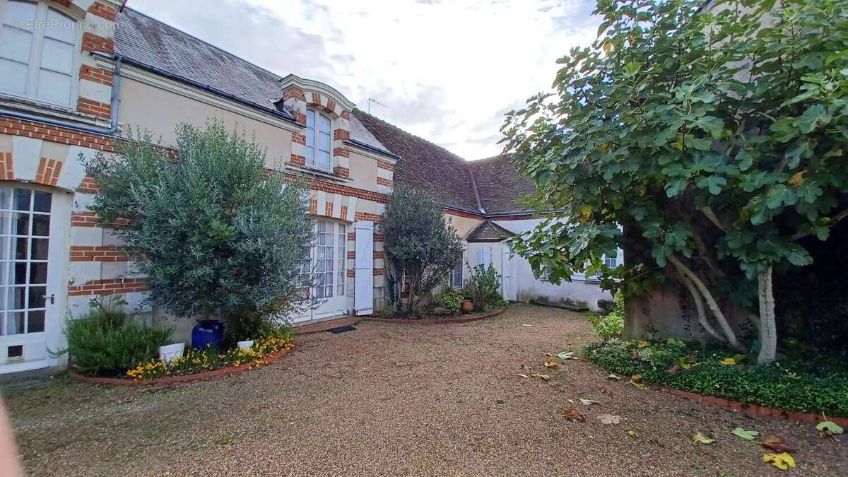 Maison à LIMERAY