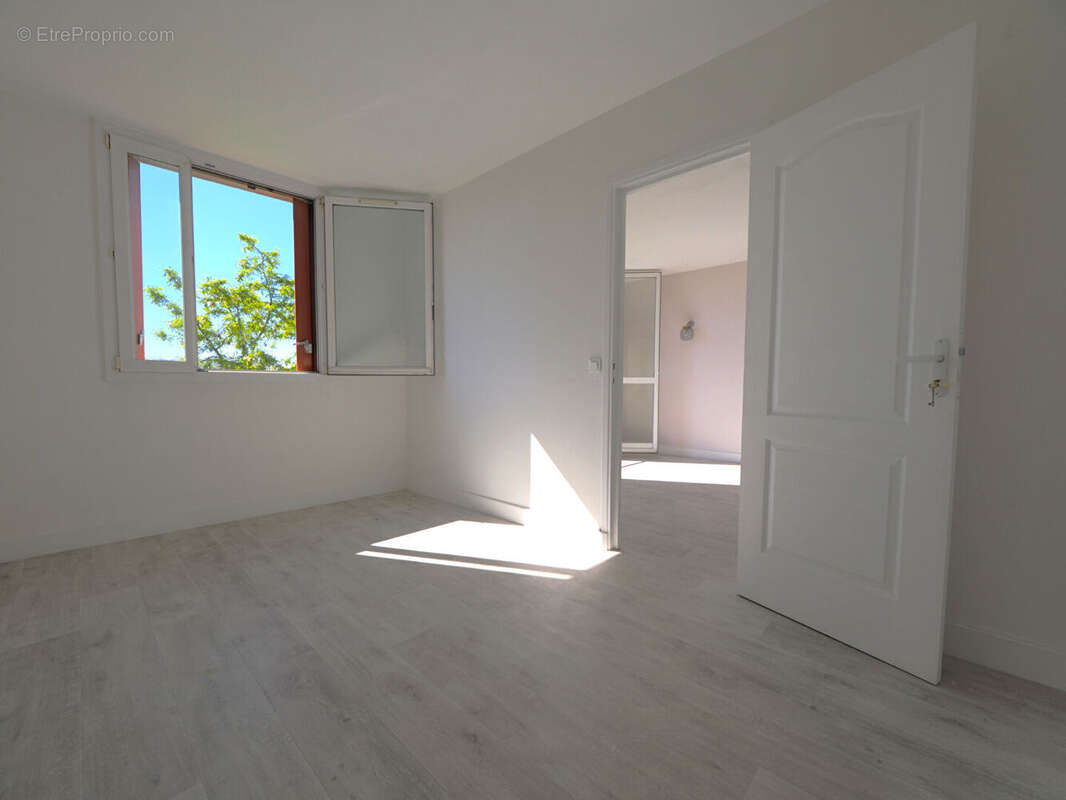 Appartement à ROMAINVILLE