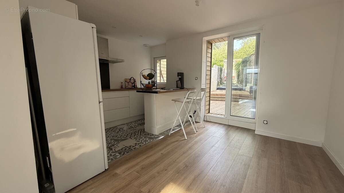 n°2 - Maison à SAINT-LEONARD