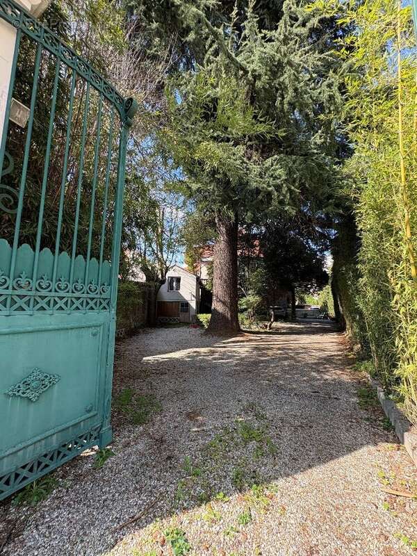 Maison de maître: élégance, confort et jardin - photo 3