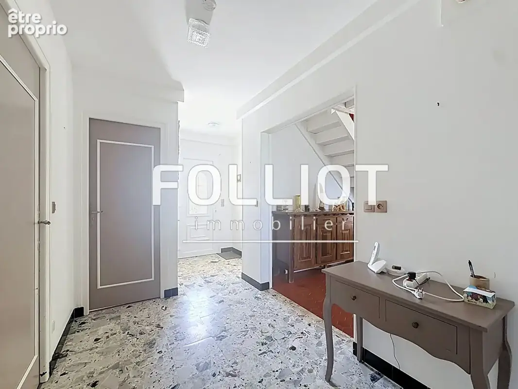 Maison familiale 5 pièces à vendre à Saint-Pair-sur-Mer - Confort et tranquillité - photo 9