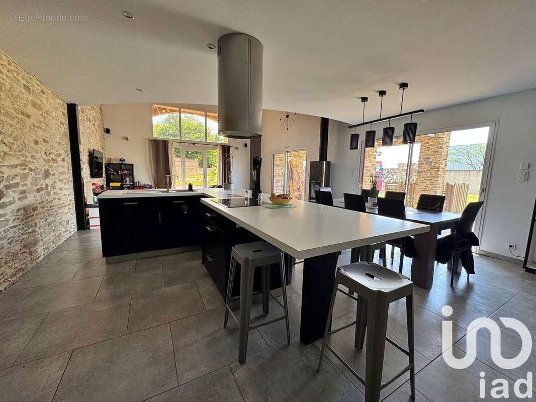 Photo 8 - Maison à MONTAIGU