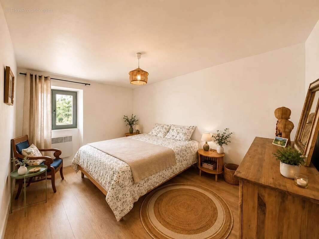 Maison à LA GARDE-FREINET