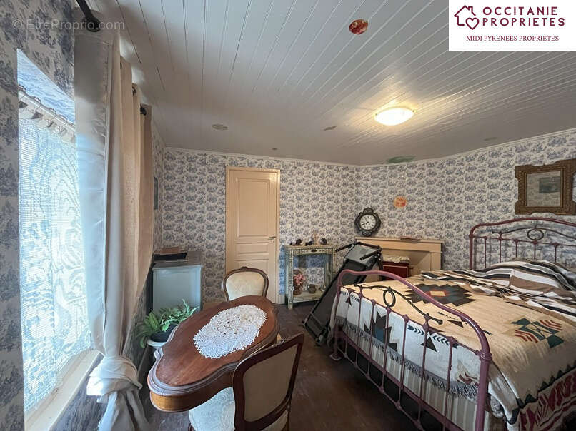 Maison à L&#039;ISLE-EN-DODON