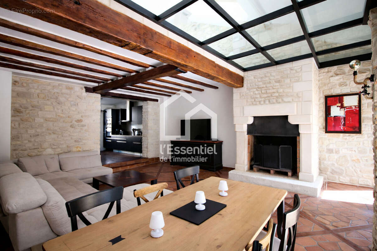 Maison à VERNEUIL-SUR-SEINE