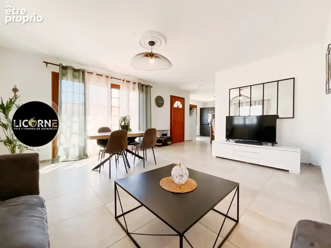 Maison 95 m² à Saint-Victoret  - photo 2