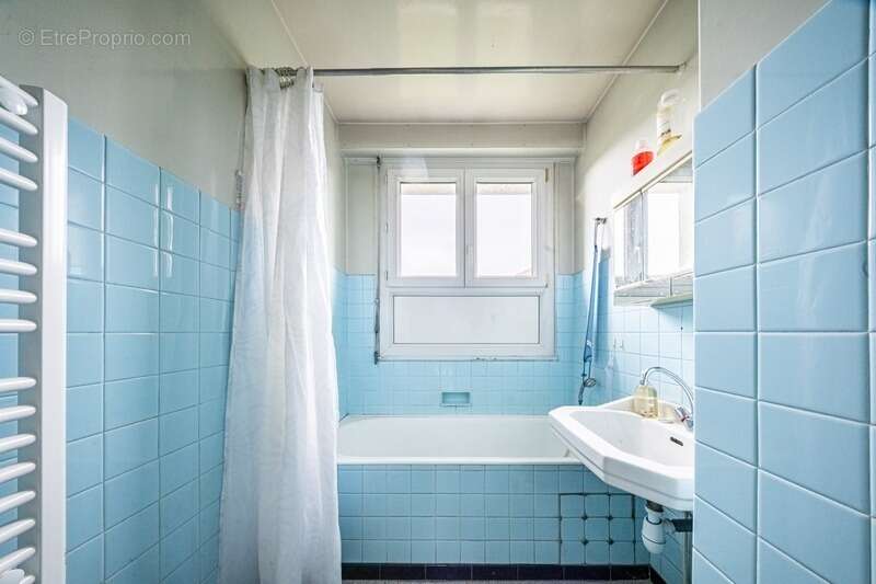 Maison à BRETENIERE