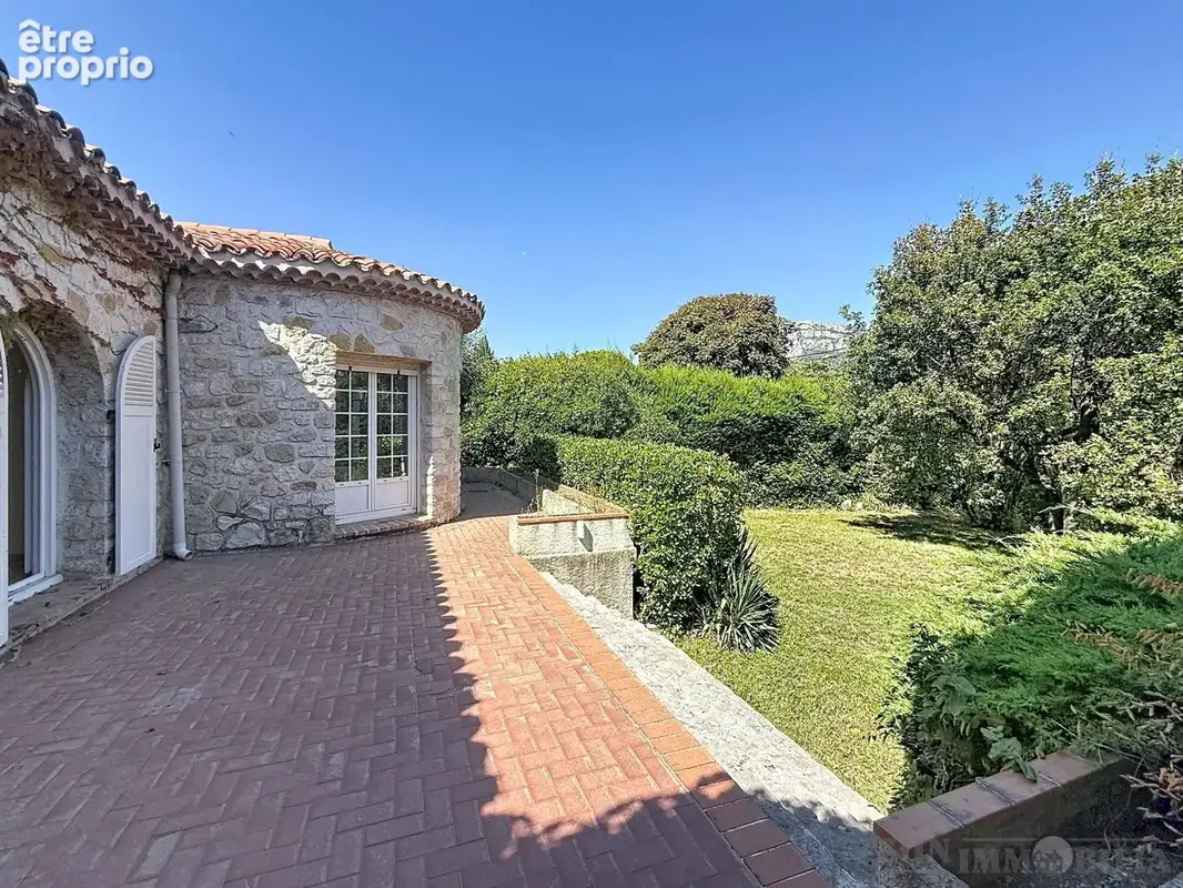 Maison 7 pièces 230 m² à vendre à La Gaude (06610) - photo 6