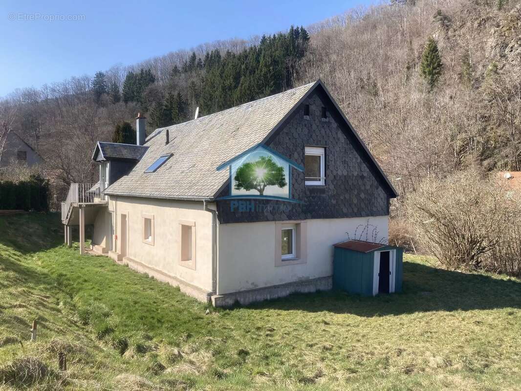 Maison à LE BONHOMME