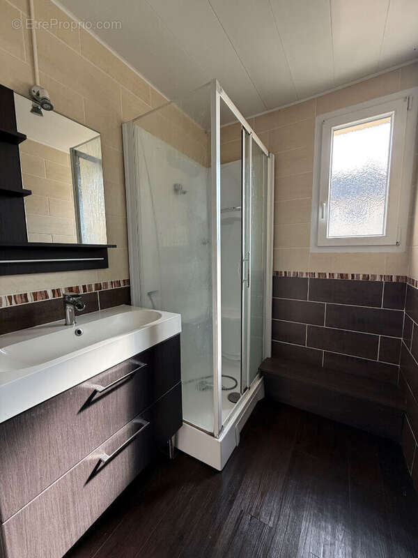 Appartement à FOUGERES