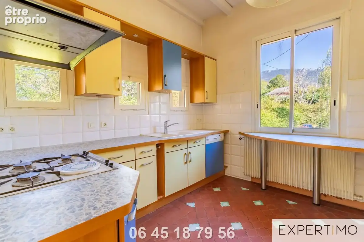 Maison au calme absolu et avec vue exceptionnelle qui merite le deplacement - photo 5