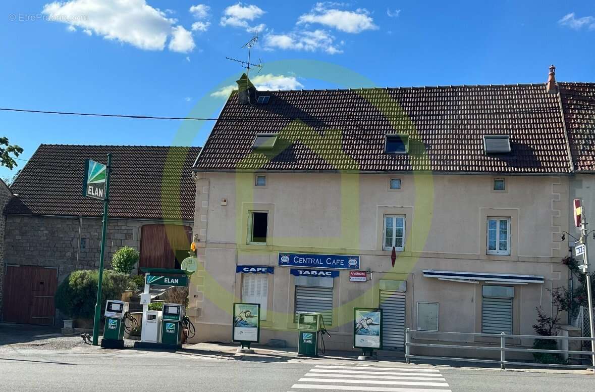 Maison à LA VILLETELLE