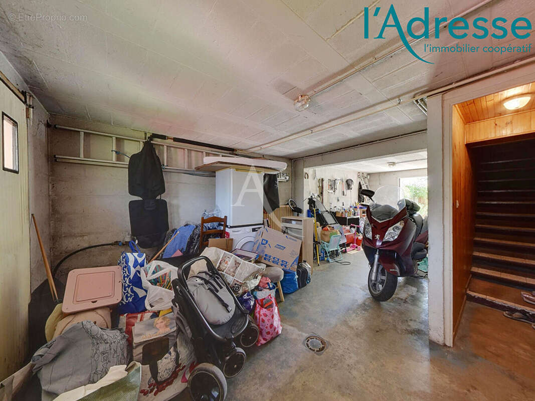 Maison Neuilly Sur Marne 6 pièces DE 140M²  !!! - photo 17