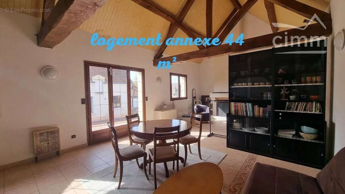 Maison à MONTHOU-SUR-CHER