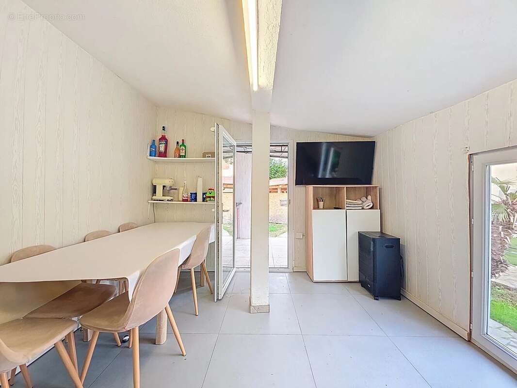 Maison à VILLENEUVE-LOUBET