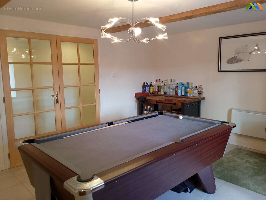 Maison 235 m² à Arne  - photo 8