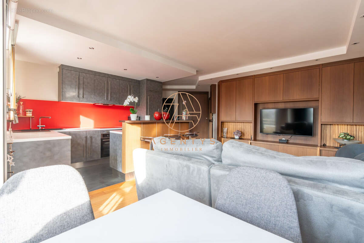 Appartement à LE PERREUX-SUR-MARNE