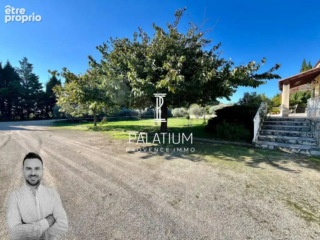 Villa 150m² - Plain pied - 4 chambres - Piscine - Terrain de 5737m² - photo 3