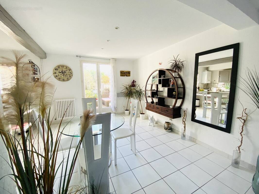 Maison à BALARUC-LE-VIEUX