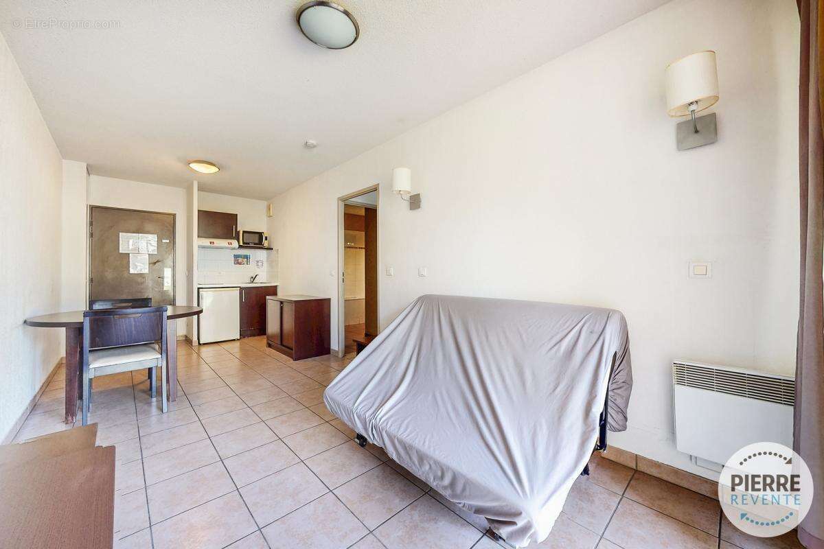 Appartement à SIX-FOURS-LES-PLAGES