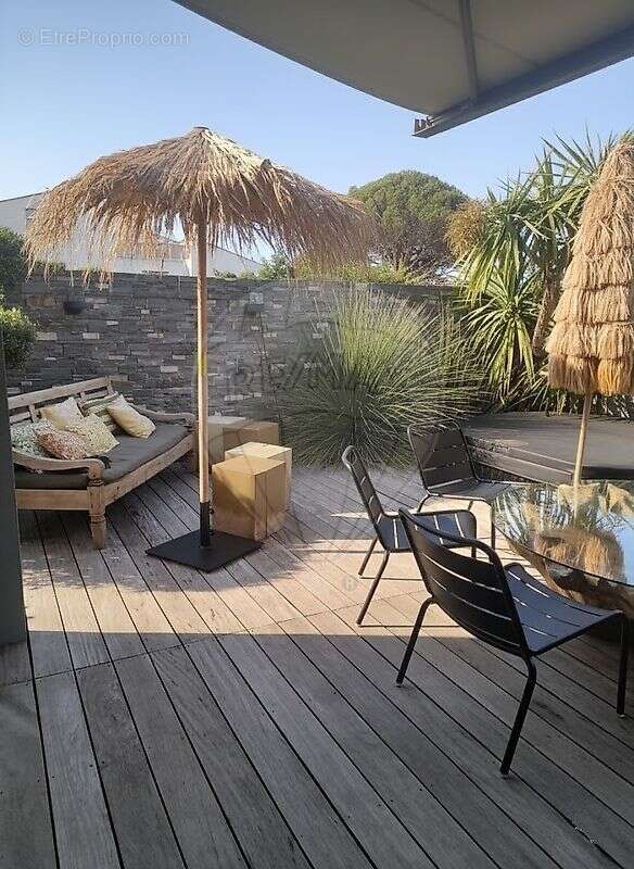 Maison à VAUX-SUR-MER